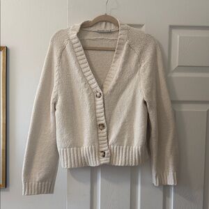 Abercrombie & Fitch Ivory Cardigan